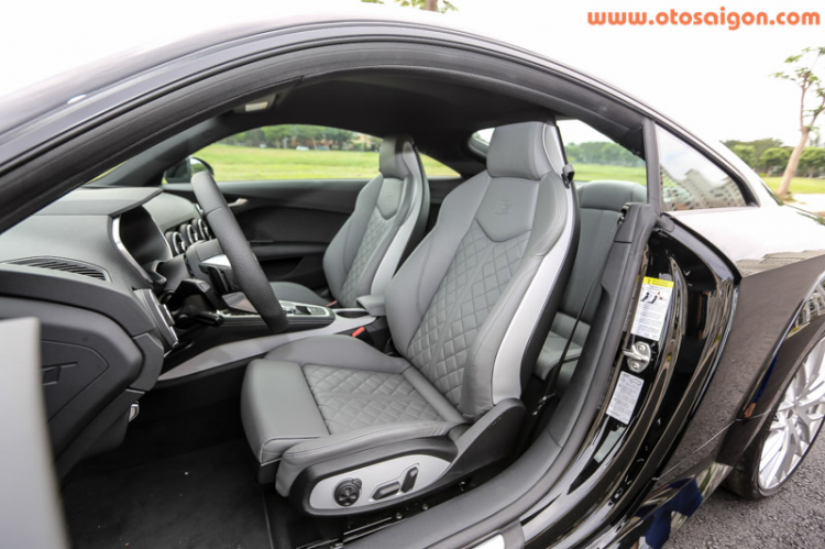 Sau vô lăng Audi TT 2015 đầu tiên tại Việt Nam Sau vô lăng Audi TT 2015 đầu tiên tại Việt Nam
