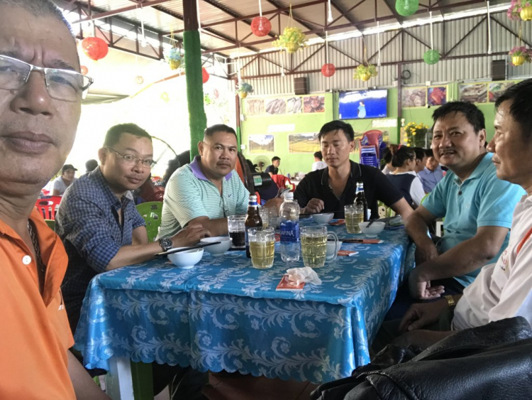 Tìm đến đỉnh Quế, Tây Giang, Quảng Nam. Tìm đến đỉnh Quế, Tây Giang, Quảng Nam.