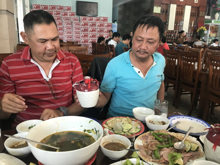 Tìm đến đỉnh Quế, Tây Giang, Quảng Nam. Tìm đến đỉnh Quế, Tây Giang, Quảng Nam.
