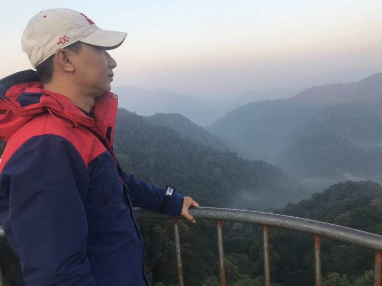 Tìm đến đỉnh Quế, Tây Giang, Quảng Nam. Tìm đến đỉnh Quế, Tây Giang, Quảng Nam.