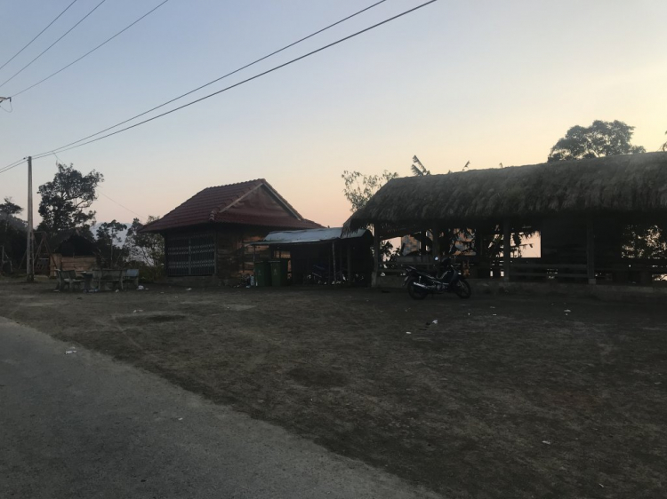 Tìm đến đỉnh Quế, Tây Giang, Quảng Nam. Tìm đến đỉnh Quế, Tây Giang, Quảng Nam.