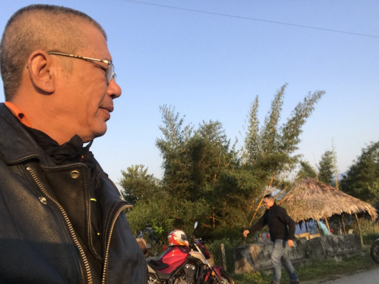 Tìm đến đỉnh Quế, Tây Giang, Quảng Nam. Tìm đến đỉnh Quế, Tây Giang, Quảng Nam.