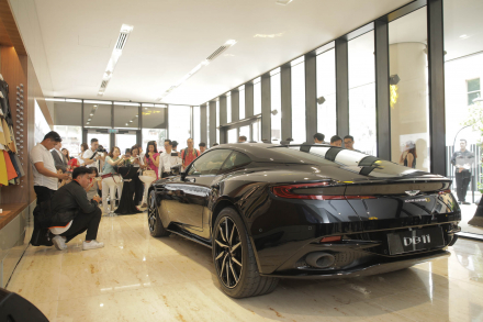 OtoSaigon-Aston-Martin-Vietnam-7.jpg