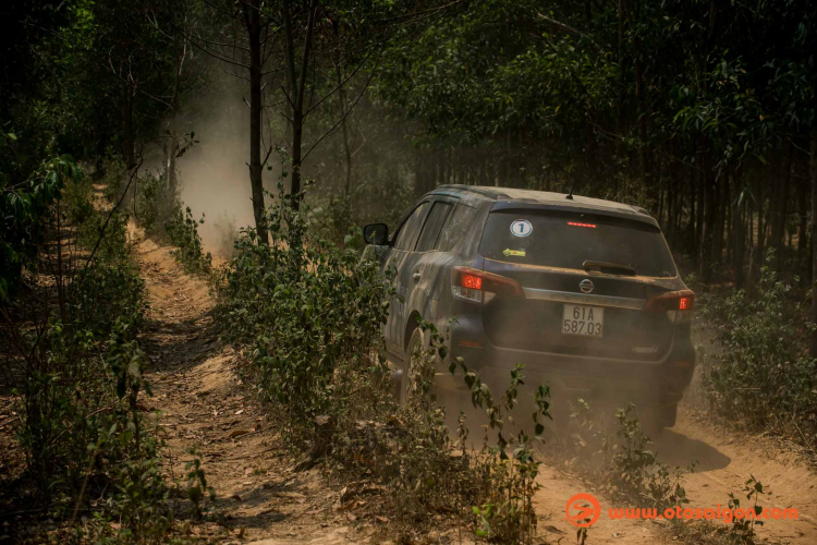 Nissan Terra - SUV dành cho người yêu thích cầm lái; điểm mạnh ở khung gầm và công nghệ an toàn Nissan Terra - SUV dành cho người yêu thích cầm lái; điểm mạnh ở khung gầm và công nghệ an toàn