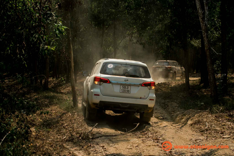 Nissan Terra - SUV dành cho người yêu thích cầm lái; điểm mạnh ở khung gầm và công nghệ an toàn