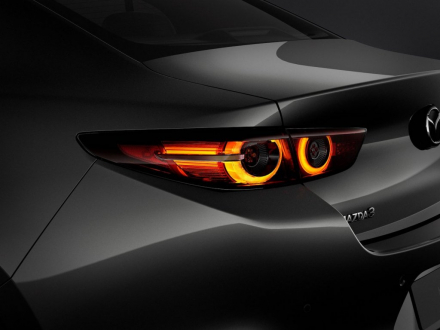 24_All-New-Mazda3_SDN_EXT.jpg