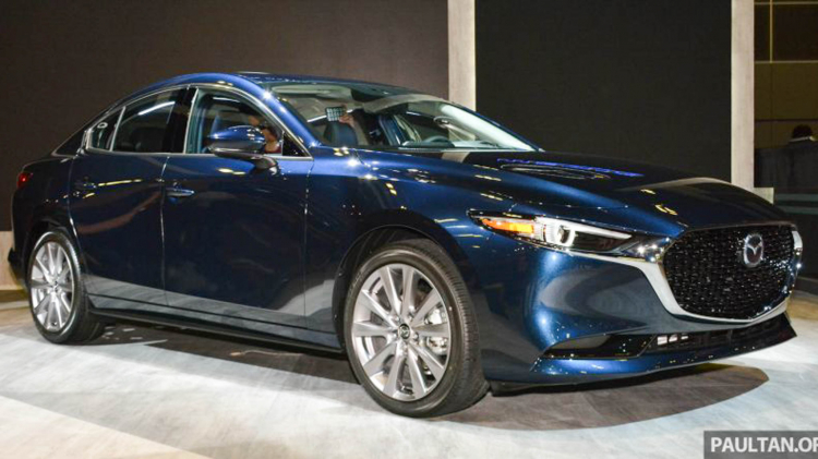 Mazda3 thế hệ mới có giá khởi điểm từ 22.600 USD tại Mỹ; đắt hơn so với Toyota Corolla