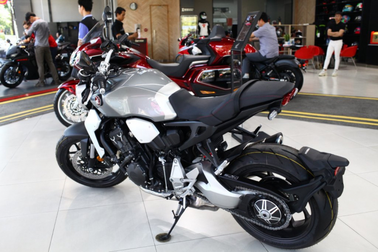 Bộ ba PKL 1000cc bản 2019 của Honda đã về Việt Nam, giá từ khoảng 500tr đến 700tr Bộ ba PKL 1000cc bản 2019 của Honda đã về Việt Nam, giá từ khoảng 500tr đến 700tr