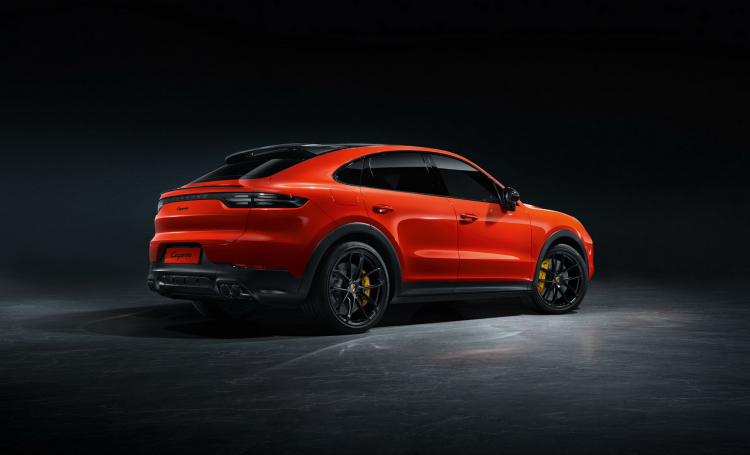 Porsche Cayenne Coupe ra mắt: “tuyên chiến” với BMW X6, GLE Coupe hay Audi Q8