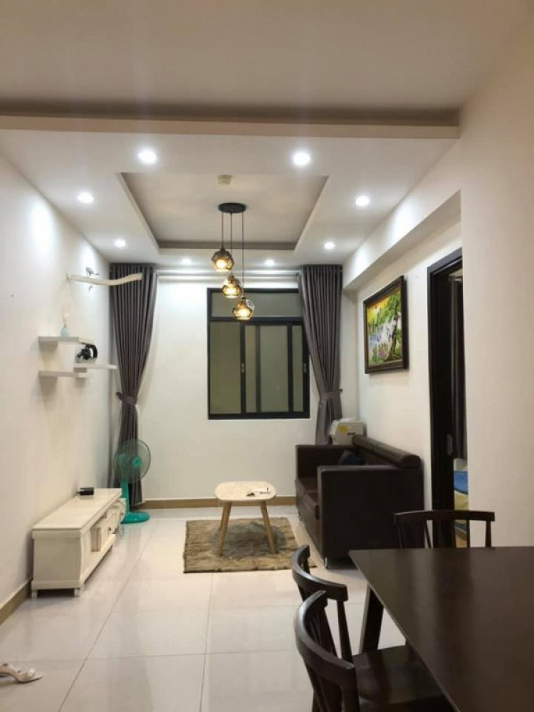 Bán và cho thue căn hộ Era town, 50m2, đầy đủ nội thất.LH: 0913662182