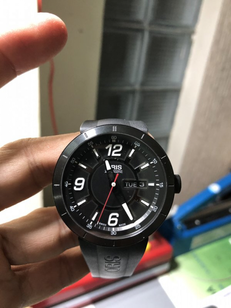 Bàn về đồng hồ Bàn về đồng hồ