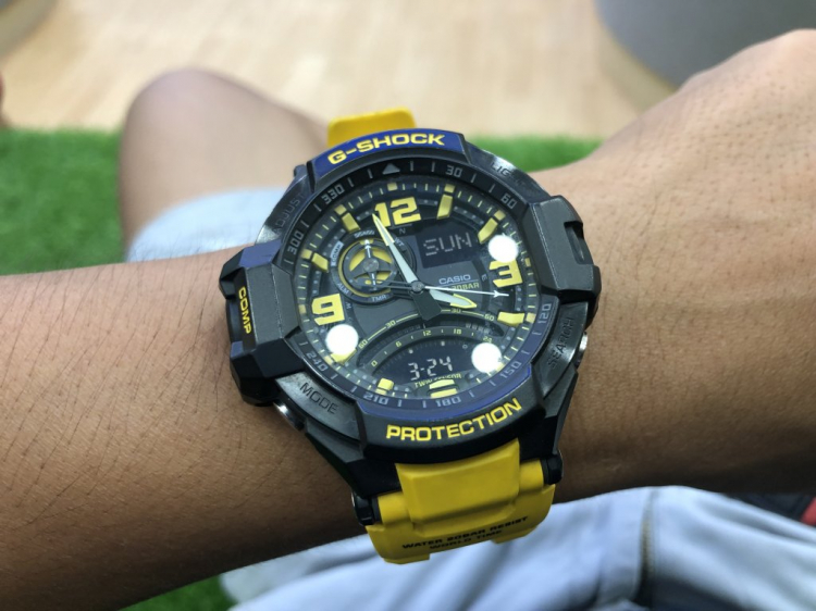 Bàn về đồng hồ Bàn về đồng hồ