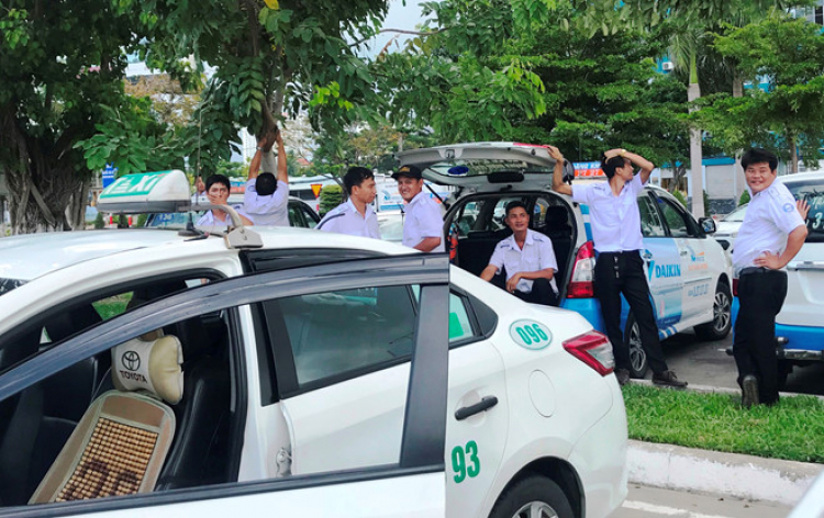 GrabCar Đà Nẵng chuẩn bị bị kiện