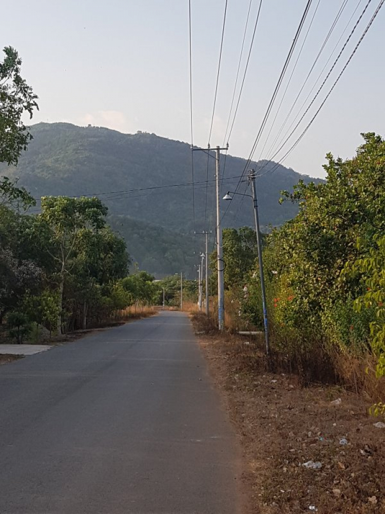 Lạc trên núi Gia Lào, Xuân Lộc