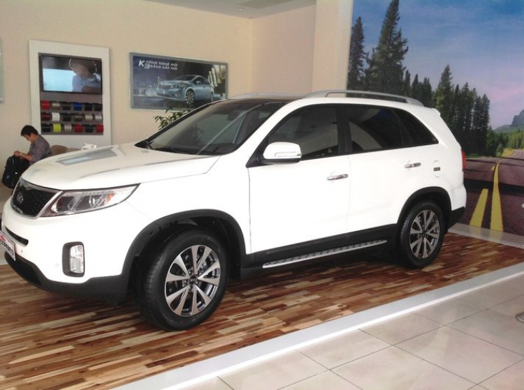 Em đang đắn đo 2 con M.Pajero Sport 4x2 xăng và Fortune V 4x2. Các bác tư vấn giúp e nên mua em nàoạ Em đang đắn đo 2 con M.Pajero Sport 4x2 xăng và Fortune V 4x2. Các bác tư vấn giúp e nên mua em nàoạ