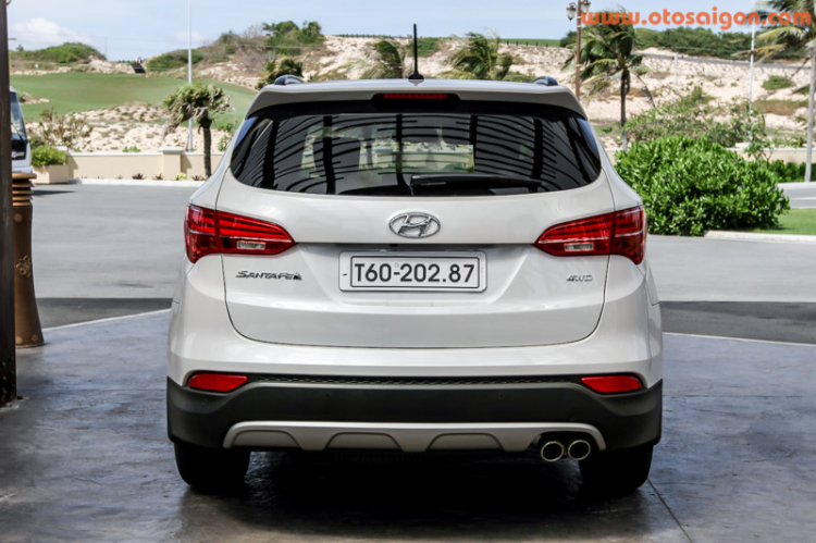 Cận cảnh Hyundai SantaFe 2015 lắp ráp trong nước