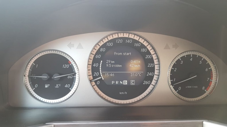 Nhớ cái hộp vuông nam tính Mercedes-Benz GLK 300 4Matic Nhớ cái hộp vuông nam tính Mercedes-Benz GLK 300 4Matic