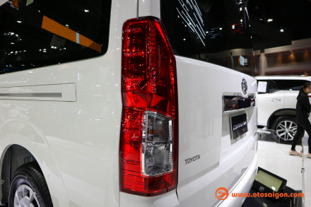 otosaigon_Toyota Hiace all-new -13.jpg