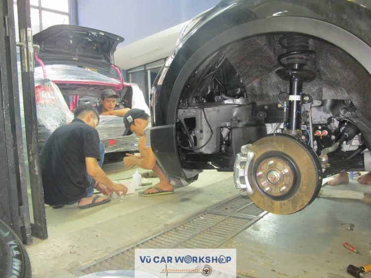 Vũ Car Workshop: Chuyên độ "âm thanh - hình ảnh -  mâm - body" cho xe hơi.