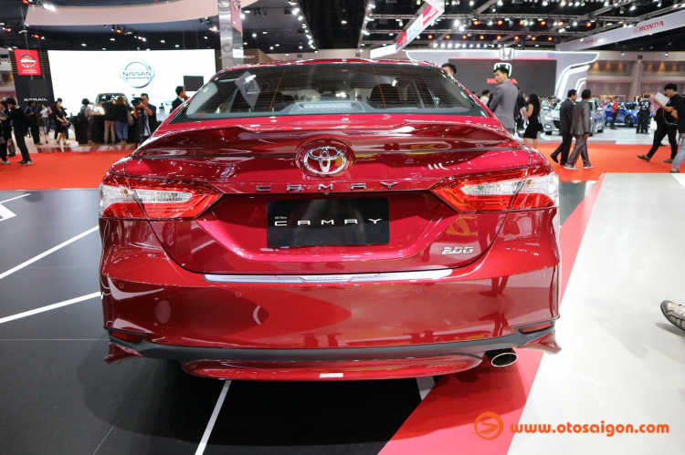 [BIMS 2019] Chiêm ngưỡng phiên bản thể thao Toyota Camry TRD Sportivo