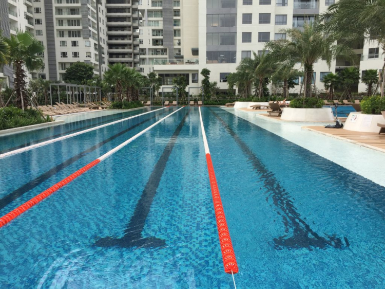 Khách sạn nào ở Sài gòn có hồ bơi đẹp cho f1