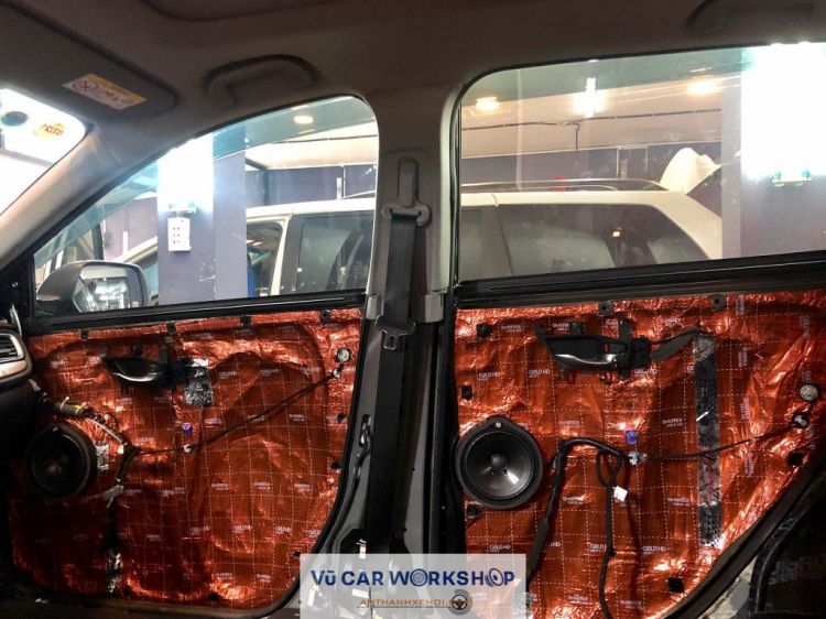Vũ Car Workshop: Chuyên độ "âm thanh - hình ảnh - mâm - body" cho xe hơi. Vũ Car Workshop: Chuyên độ "âm thanh - hình ảnh - mâm - body" cho xe hơi.