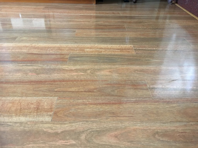 Đơn vị nào làm sàn gỗ công nghiệp đẹp, uy tín ? Đơn vị nào làm sàn gỗ công nghiệp đẹp, uy tín ?