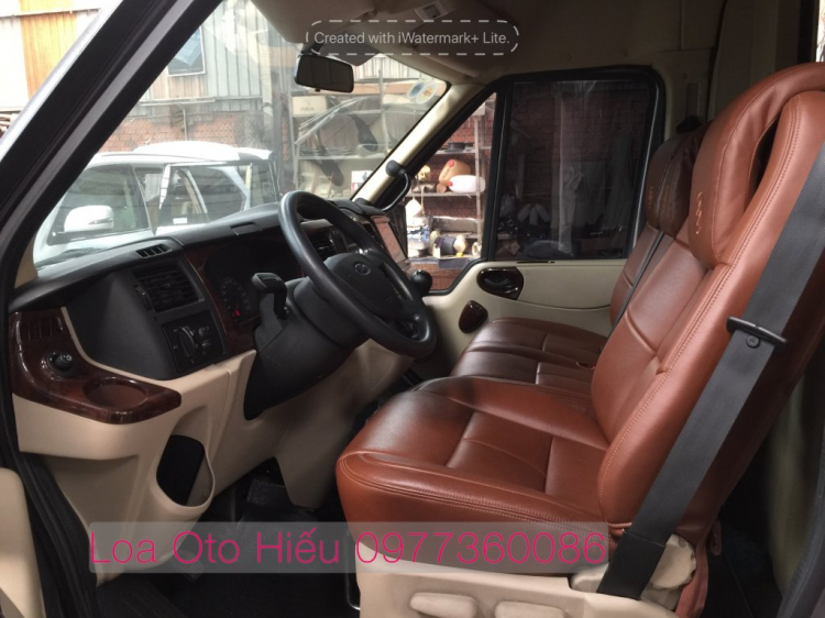 Độ Limousine và nâng cấp âm thanh cho Transit