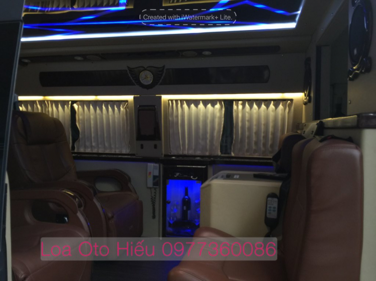 Độ Limousine và nâng cấp âm thanh cho Transit