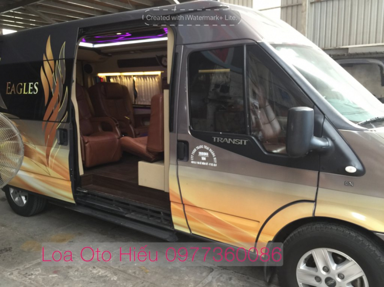 Độ Limousine và nâng cấp âm thanh cho Transit