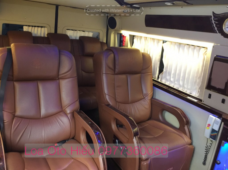 Độ Limousine và nâng cấp âm thanh cho Transit