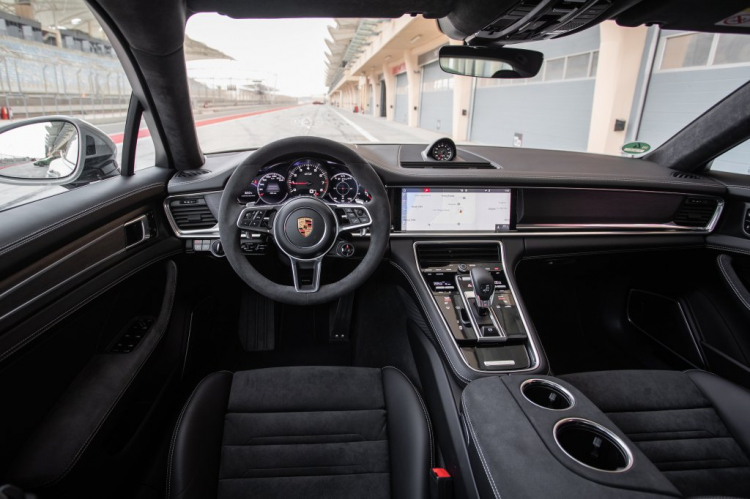 Chi tiết Porsche Panamera GTS 2019 giá hơn 10 tỷ, đắt hơn cả S63 AMG!! Chi tiết Porsche Panamera GTS 2019 giá hơn 10 tỷ, đắt hơn cả S63 AMG!!