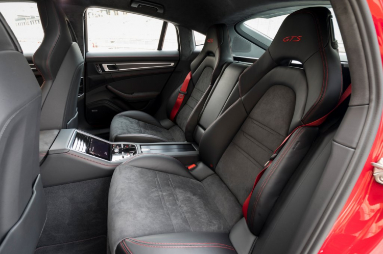 Chi tiết Porsche Panamera GTS 2019 giá hơn 10 tỷ, đắt hơn cả S63 AMG!!