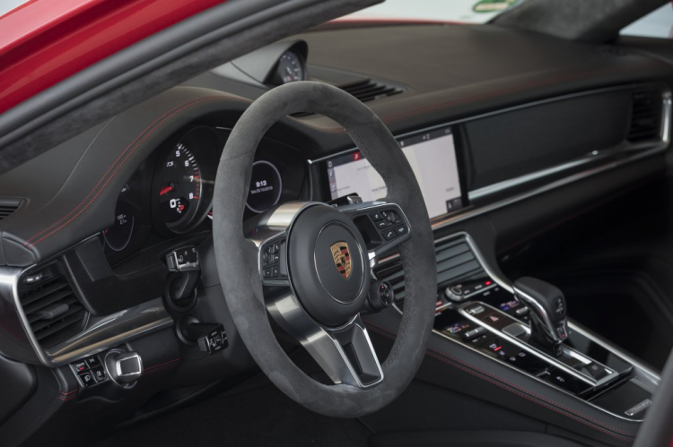 Chi tiết Porsche Panamera GTS 2019 giá hơn 10 tỷ, đắt hơn cả S63 AMG!! Chi tiết Porsche Panamera GTS 2019 giá hơn 10 tỷ, đắt hơn cả S63 AMG!!