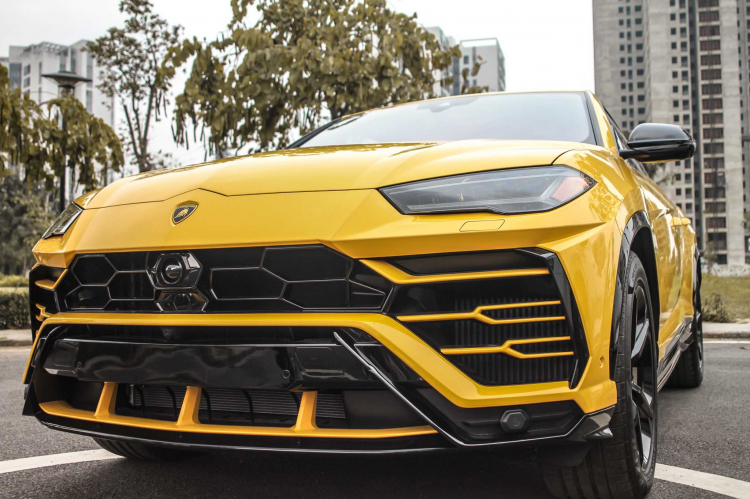 Ngắm nhìn những mẫu SUV đắt giá tại Việt Nam; có Urus, G63, Q8 và Range Rover 2019 Ngắm nhìn những mẫu SUV đắt giá tại Việt Nam; có Urus, G63, Q8 và Range Rover 2019