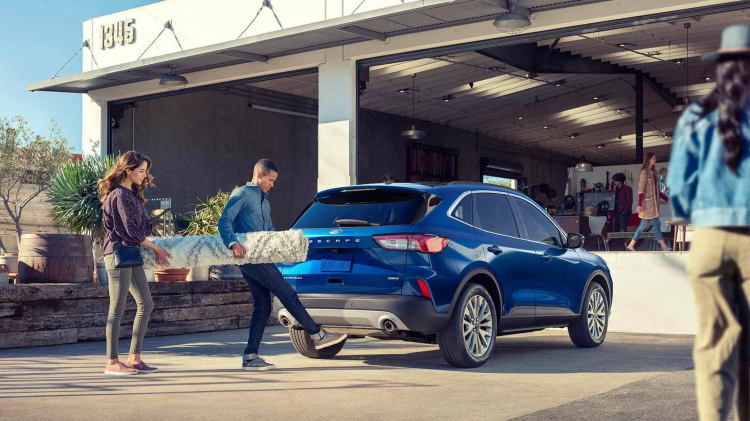 Ford ra mắt Escape 2020 thế hệ thứ 4 hoàn toàn mới: Kẻ thách thức Toyota RAV4 Ford ra mắt Escape 2020 thế hệ thứ 4 hoàn toàn mới: Kẻ thách thức Toyota RAV4