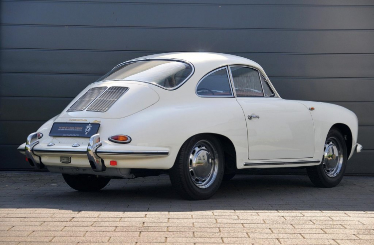 Porsche "đồng nát" vẫn có giá lên đến 82.500 USD Porsche "đồng nát" vẫn có giá lên đến 82.500 USD