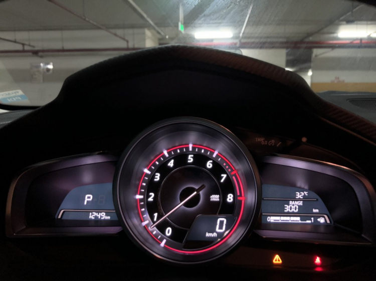 Bán xe Mazda 3, 2.0, 07/2015, ODO 1,250 km