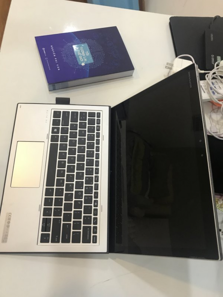 Nhờ anh @giuvung tìm máy laptop