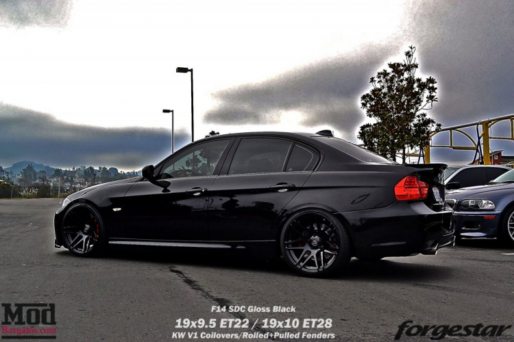 Túc tắc tìm BMW 3 Series đời E90 bản 320i hoặc 325i; bác nào có hú em Túc tắc tìm BMW 3 Series đời E90 bản 320i hoặc 325i; bác nào có hú em