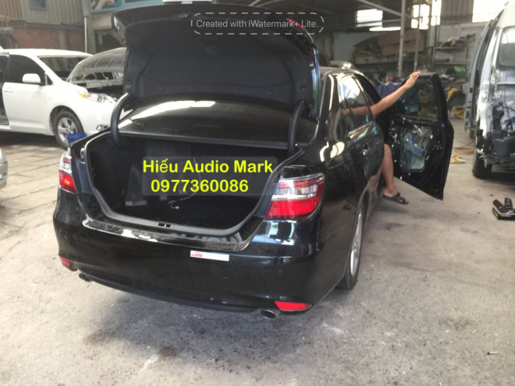 Camry lên dàn âm thanh Mark Levinson xe Lexus