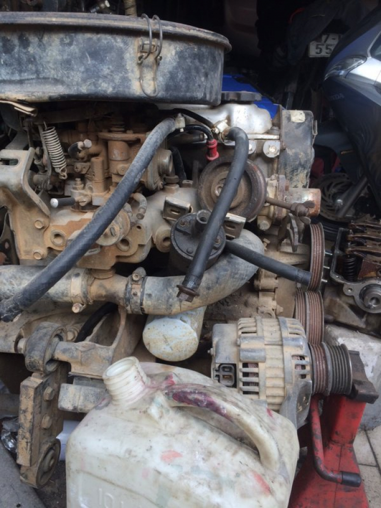 Nhờ tư vấn Nissan Bluebird 1988 Nhờ tư vấn Nissan Bluebird 1988