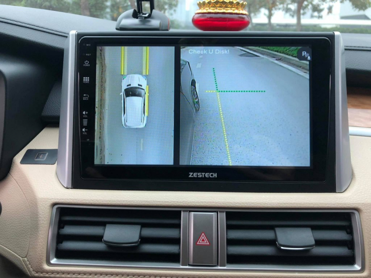 Camera 360 độ OWIN - An toàn tuyệt đối, ghi lại hành trình, vạch dẫn hướng Mercedes chính xác Camera 360 độ OWIN - An toàn tuyệt đối, ghi lại hành trình, vạch dẫn hướng Mercedes chính xác