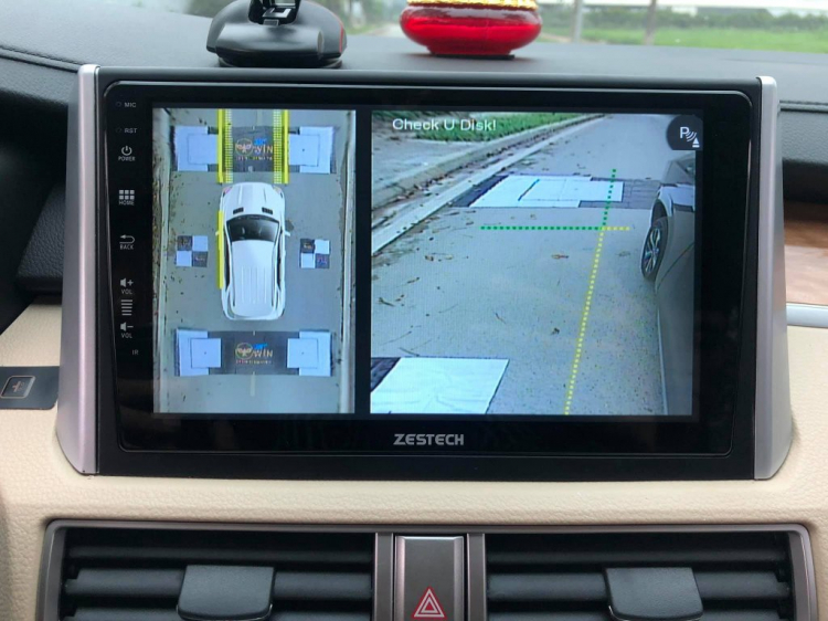 Camera 360 độ OWIN - An toàn tuyệt đối, ghi lại hành trình, vạch dẫn hướng Mercedes chính xác Camera 360 độ OWIN - An toàn tuyệt đối, ghi lại hành trình, vạch dẫn hướng Mercedes chính xác