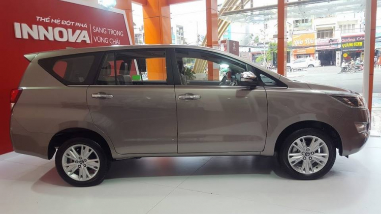 Khuyến mãi Tháng 4 - Toyota Innova Giá giảm sâu, ưu đãi cực khủng, nhận ngay xe với 220 triệu