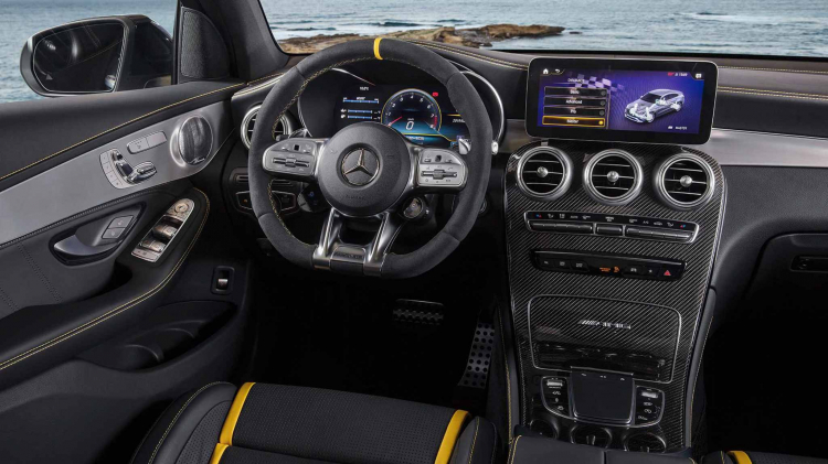 Mercedes-AMG giới thiệu GLC và GLC Coupe 63 mới lắp động cơ V8 4.0L Biturbo mạnh hơn 460 mã lực