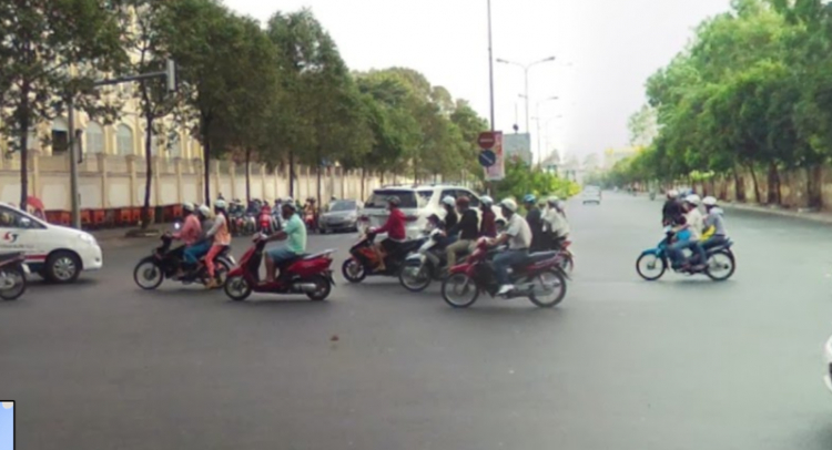 CSGT BẮT XE NGÃ 3 NGUYỄN HỮU CẢNH, TÔN ĐỨC THẮNG