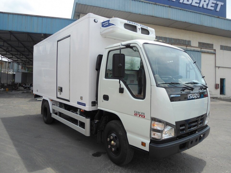 Những lưu ý khi chọn xe tải Isuzu để vận chuyển hàng hoá