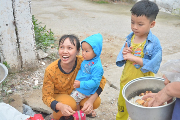 Xuyên Việt: Em đi chữa bệnh Sài Gòn - Thanh Hóa