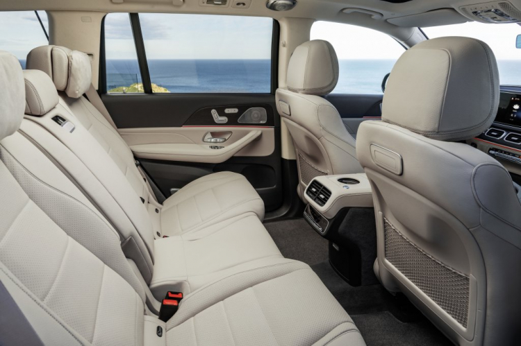 Chi tiết Mercedes GLS 2020 - Xứng danh S-Class gầm cao, ngập tràn công nghệ mới Chi tiết Mercedes GLS 2020 - Xứng danh S-Class gầm cao, ngập tràn công nghệ mới